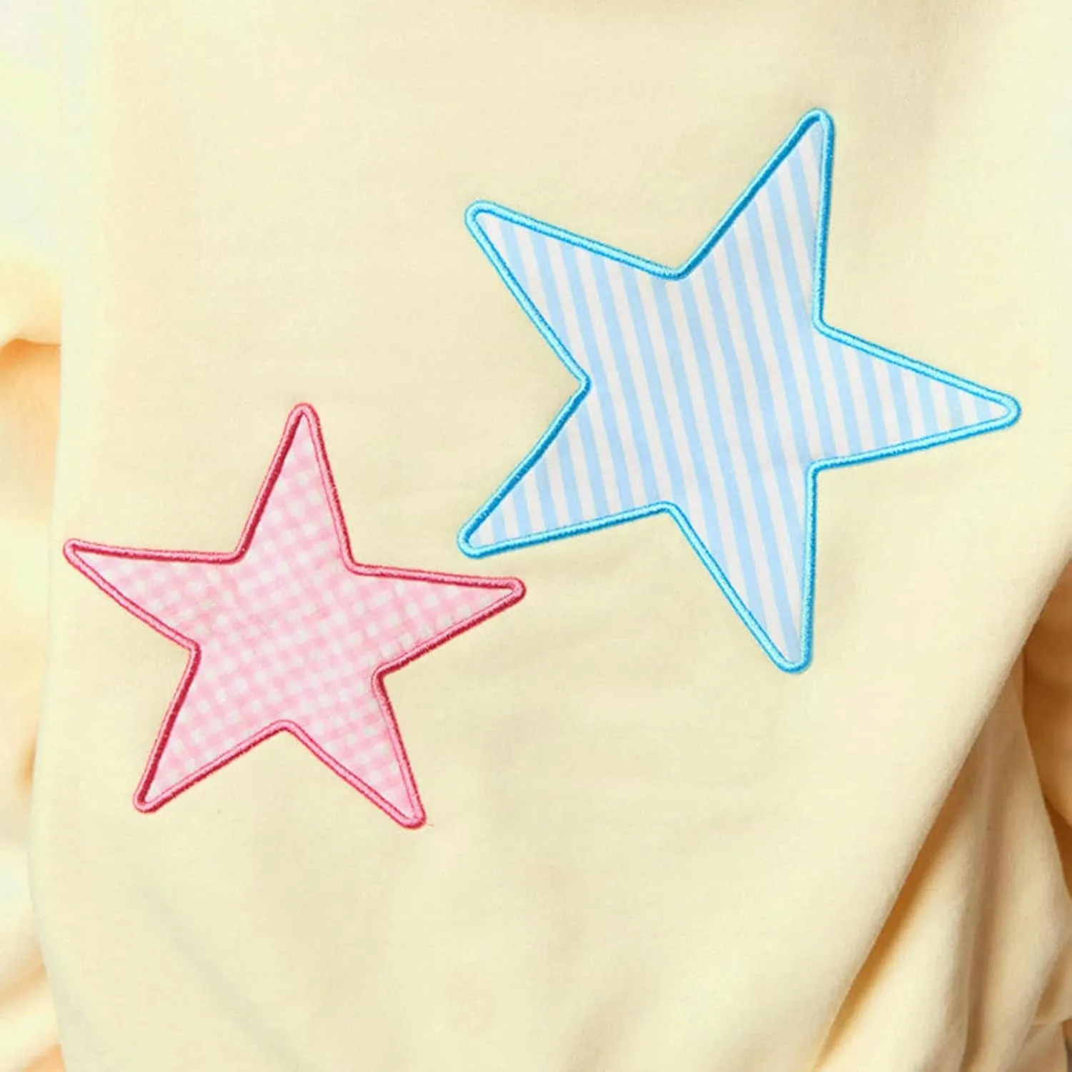 Amiblvowa Preppy Embroidery Graphic Hoodies for Teen Girl Y2K Long Sleeve Oversized Pullover Sweatshirt Top Women Cute Hooded