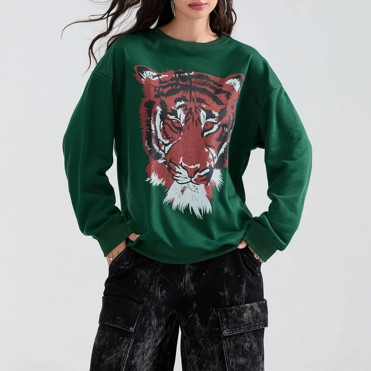 Amiblvowa Women Graphic Oversized Sweatshirt Y2K Long Sleeve Crew Neck Baggy Pullover Sweatshirt Teens Retro Aesthetic Hoodie