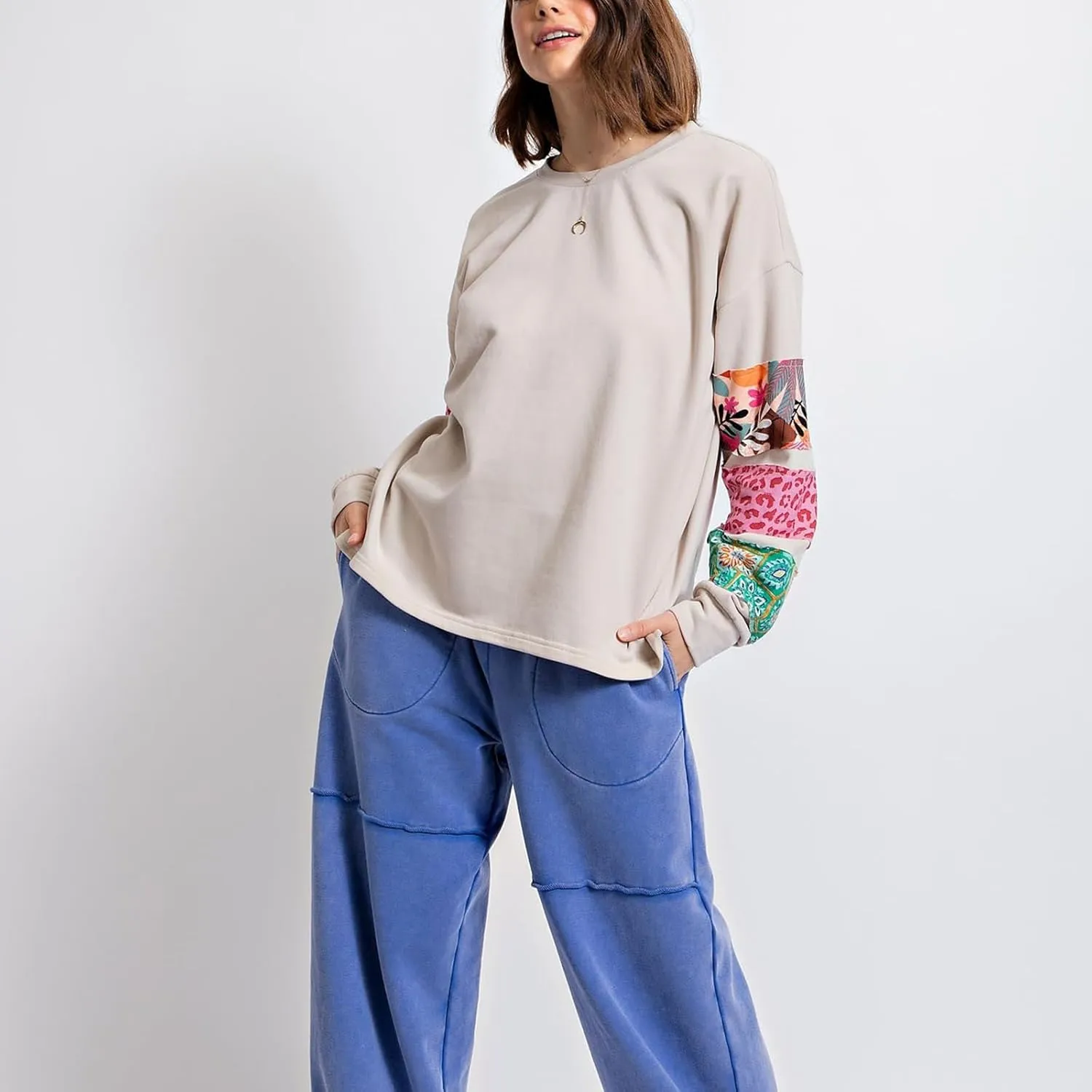 Amiblvowa Women Graphic Oversized Sweatshirt Y2K Long Sleeve Crew Neck Baggy Pullover Sweatshirt Teens Retro Aesthetic Hoodie