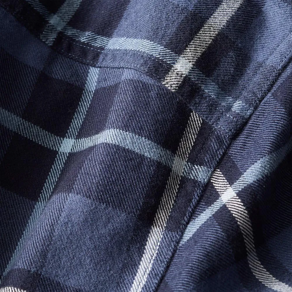 Eddie Bauer Men's Classic Fit Favorite Long-Sleeve Flannel Shirt