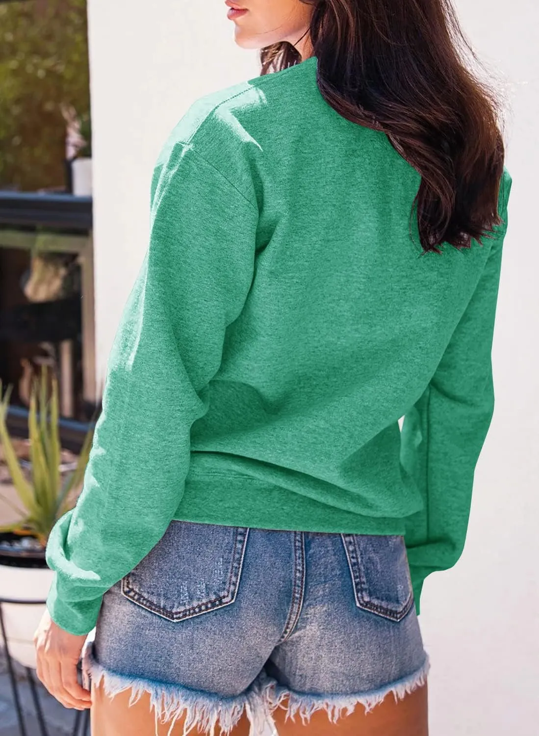 FISACE Womens Graphic Sweatshirt Crew Neck Solid Color Long Sleeve Casual Loose Letter Pullover Tops