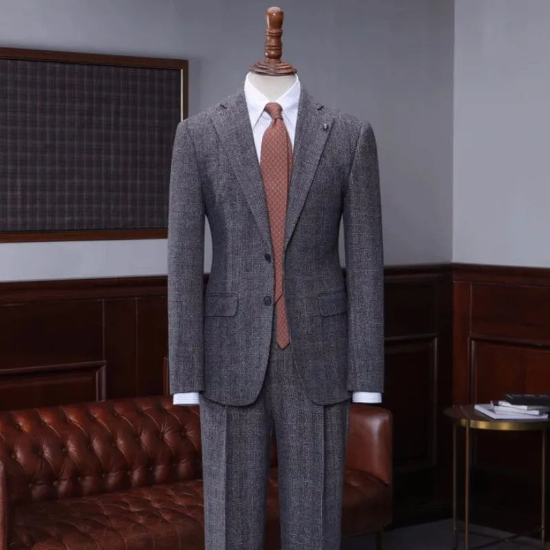 Generous Dark Gray Notched Lapel Plaid Business Suits Men Wedding Groom Suits