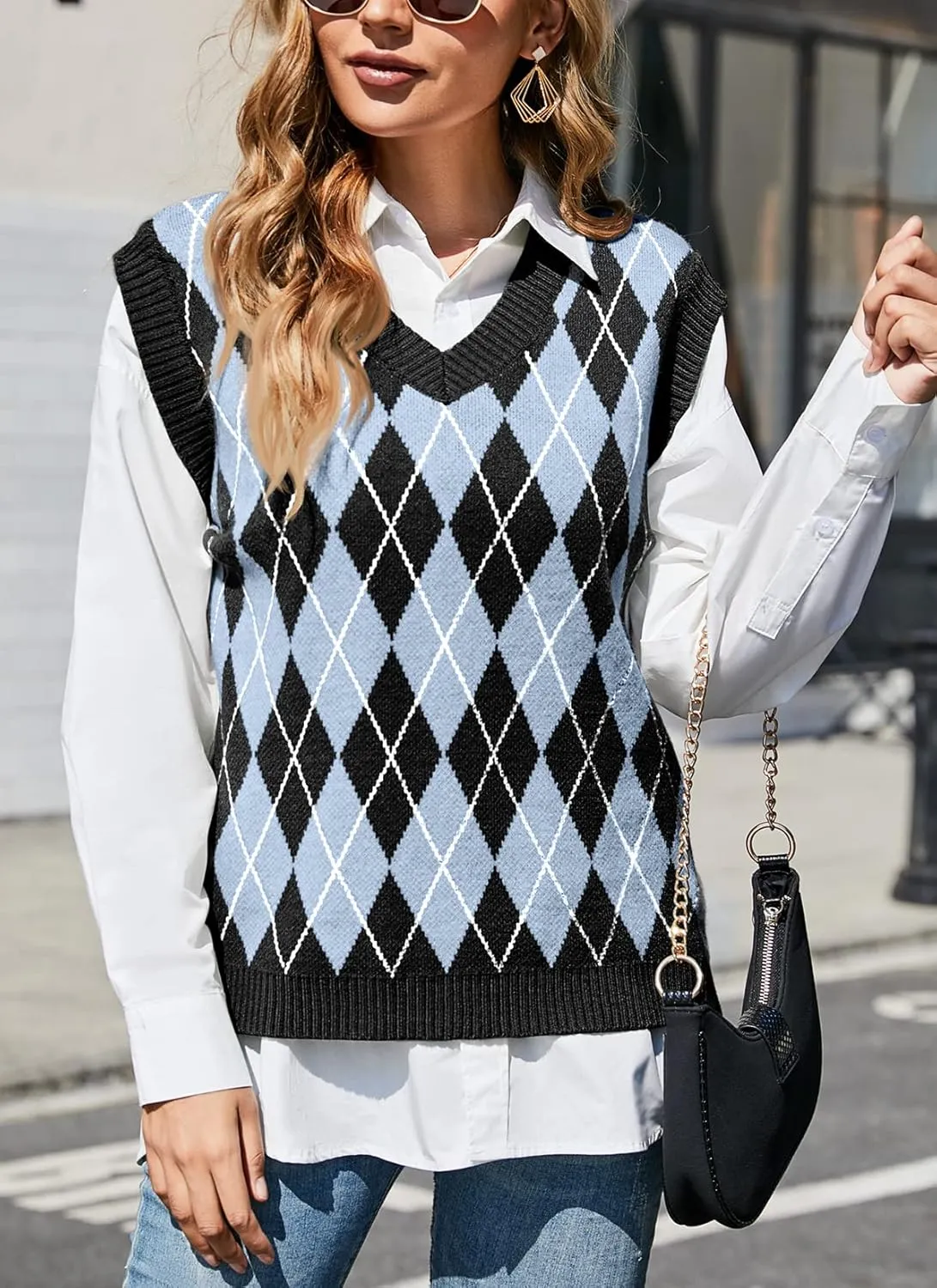 HOCOSIT Women's Knitted V-Neck Vest Argyle Plaid Preppy Style Sleeveless Pullover Crop Sweater Vest