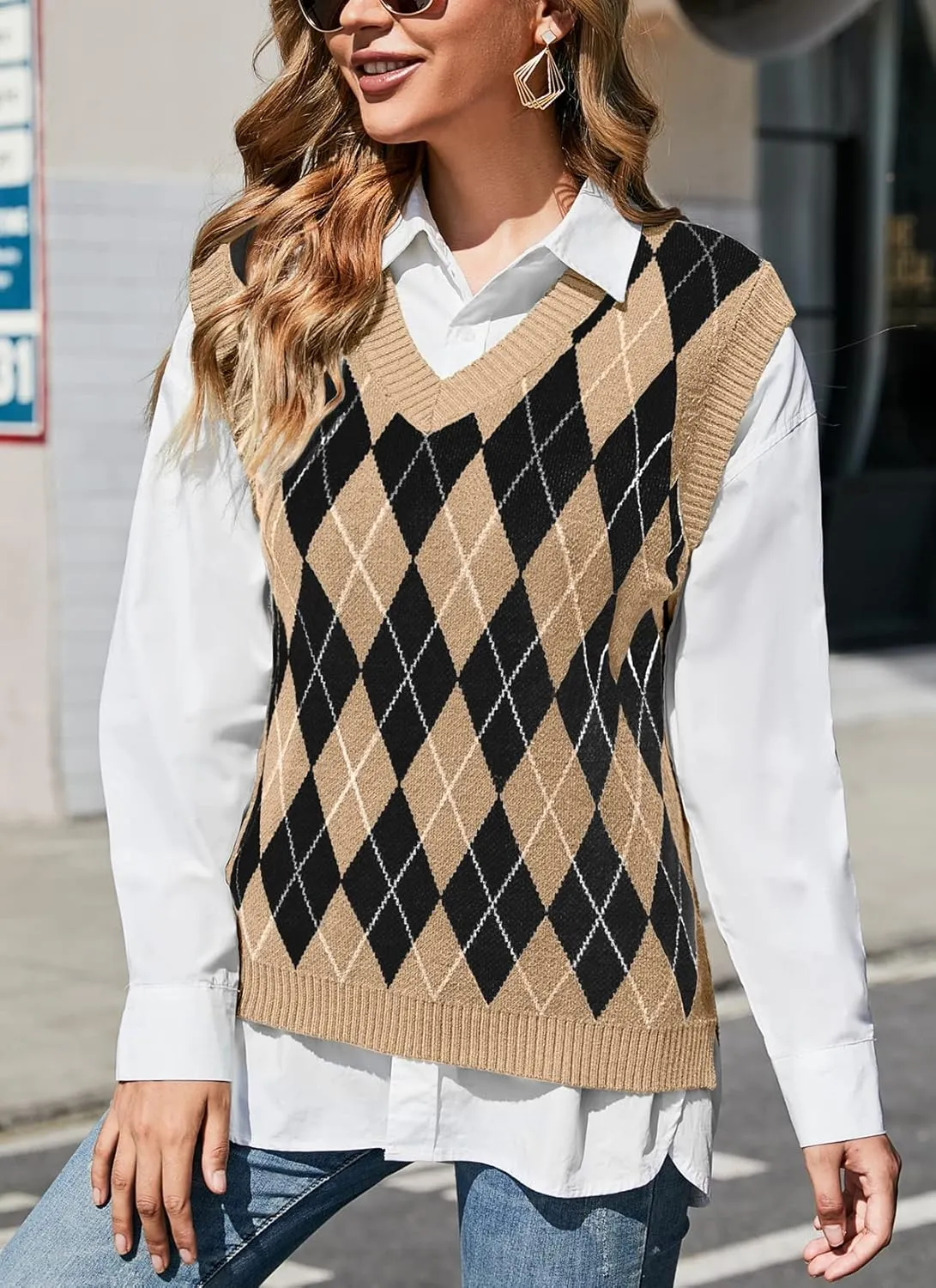 HOCOSIT Women's Knitted V-Neck Vest Argyle Plaid Preppy Style Sleeveless Pullover Crop Sweater Vest
