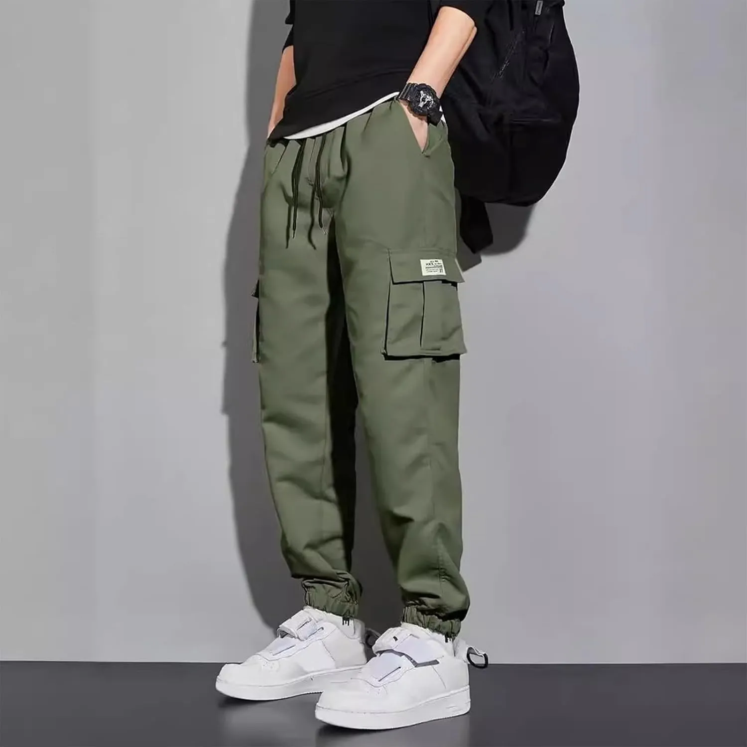 Men's Running Cargo Pants Comfy Elastic Waist Pants with Multi-Pocket Fit Drawstring Active Trousers