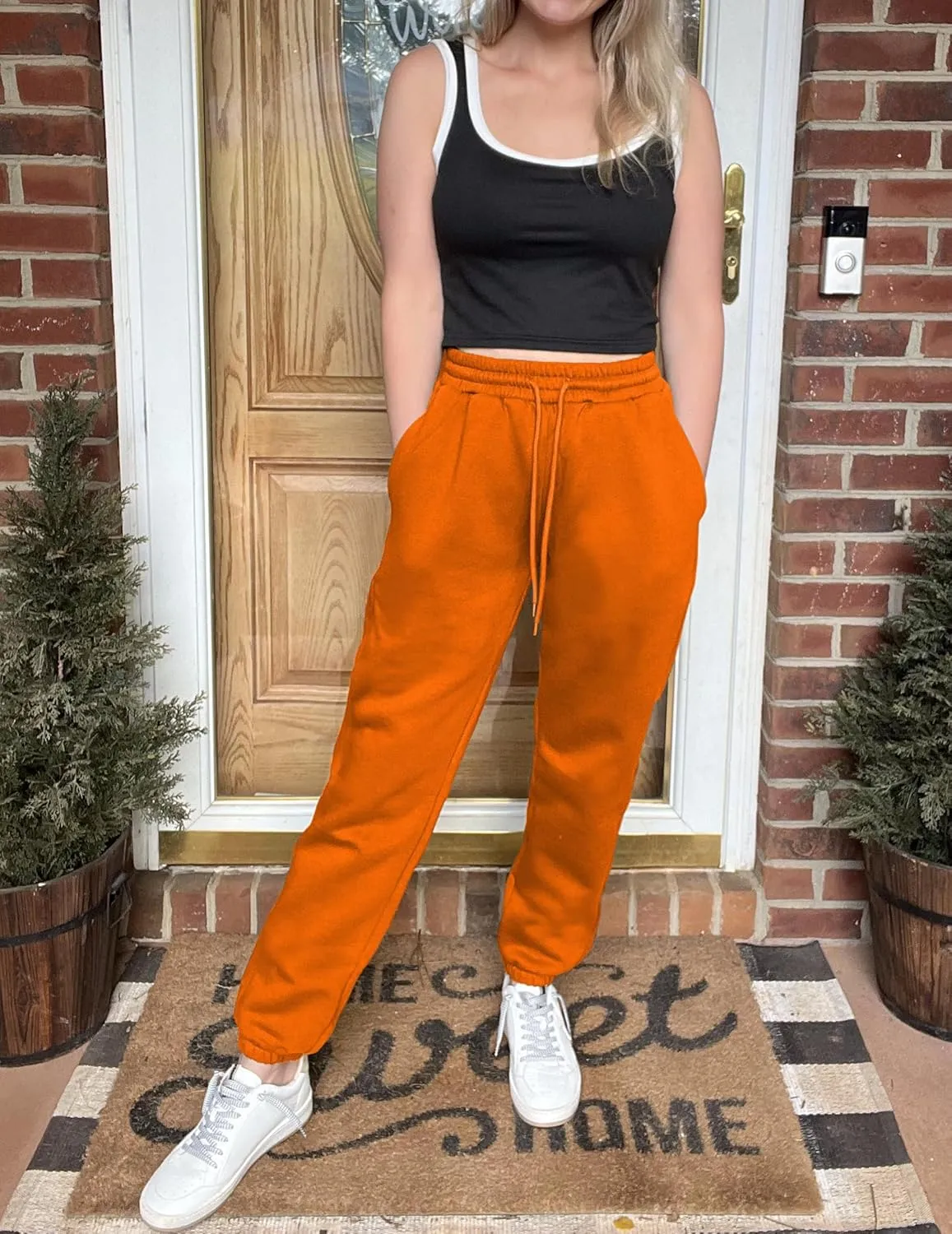 PINSPARK Women's Fleece Lined Sweatpants Winter Joggers Athletic Pants Casual Thick Warm Trousers Pockets